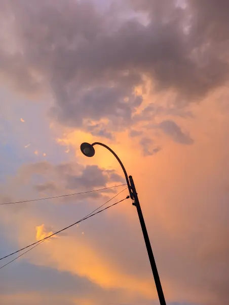 Pemandangan sunset saat sore