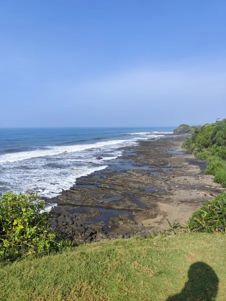Pemandangan di pantai Sodong lalay 🌊🌊