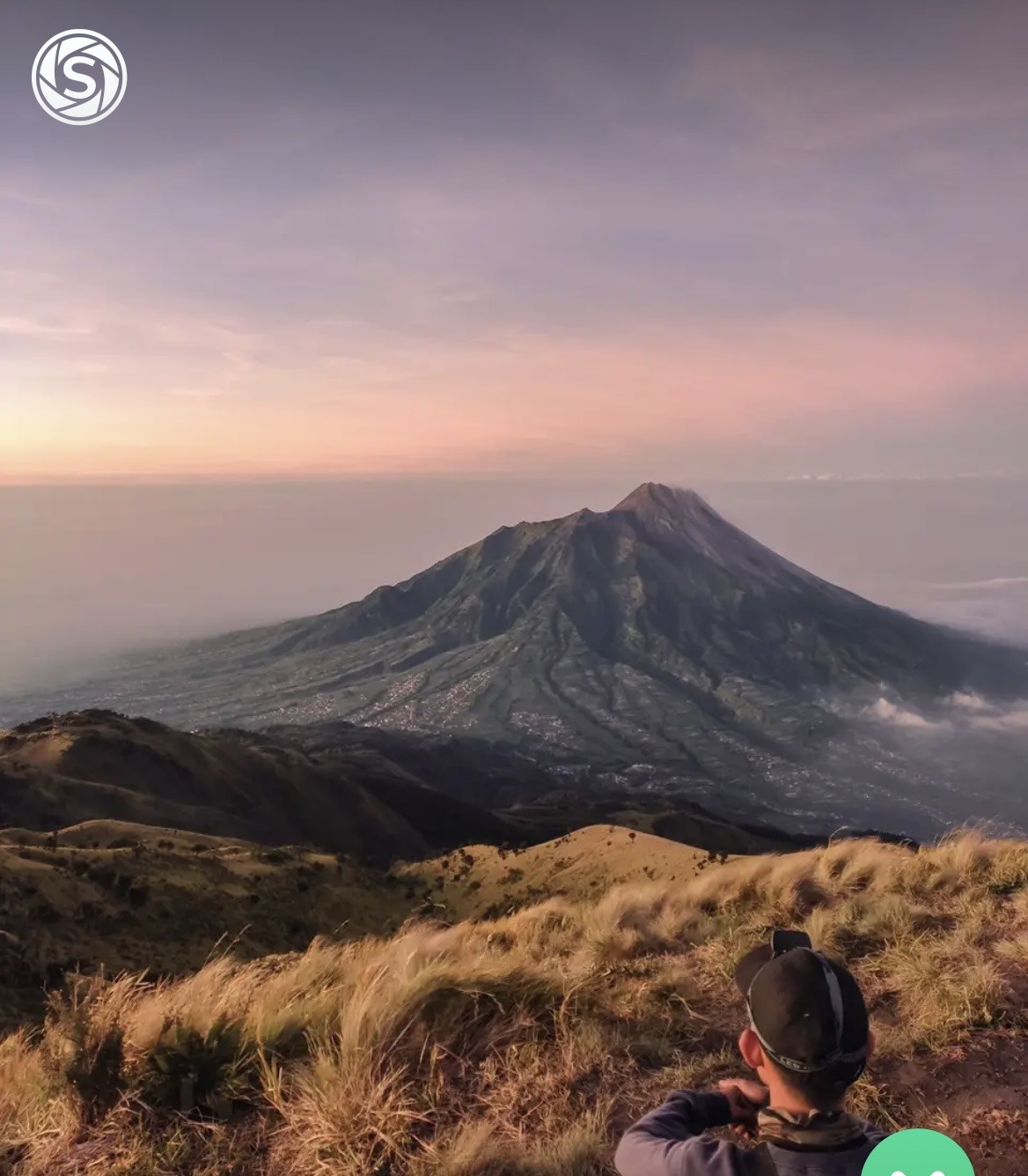 Sunrise gunung merbabu pemandangan view merapi - foto oleh Ahmad Yusuf280101 di PictStock